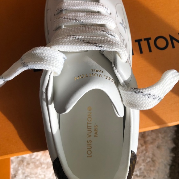 Louis Vuitton Time Out Sneaker - Picture 7 of 12